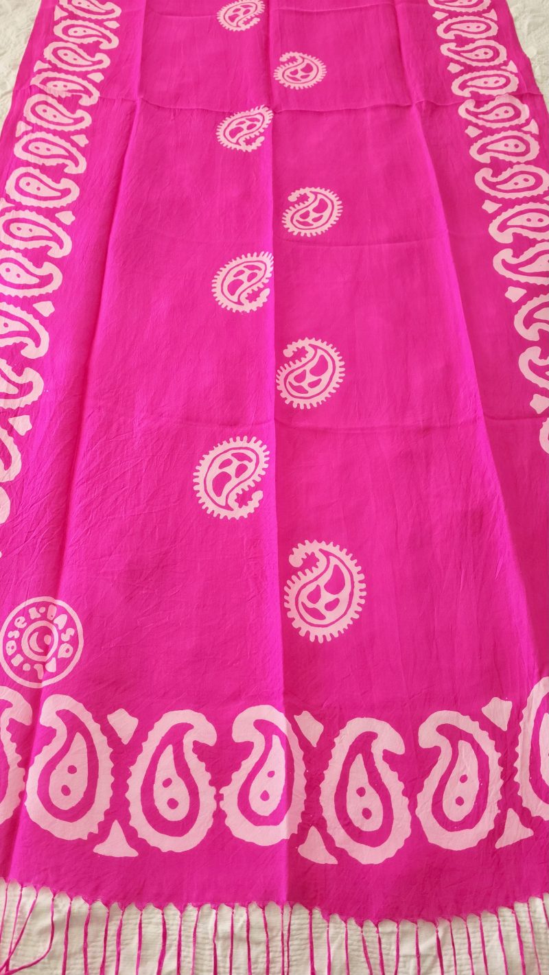 Bright Pink Kelagayi scarf with White patterns 190cmx65cm - Image 2